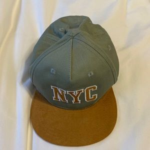 Baby hat - Excellent condition